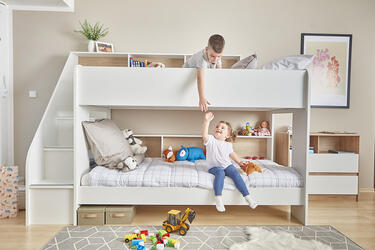 Łóżka piętrowe dla dwójki dzieci