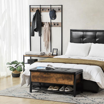 Niezwykła sypialnia z meblami w stylu vintage, kolekcja LSB