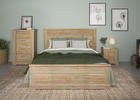 Meble do wyposażenia sypialni w country designie, kolekcja Thelma light oak