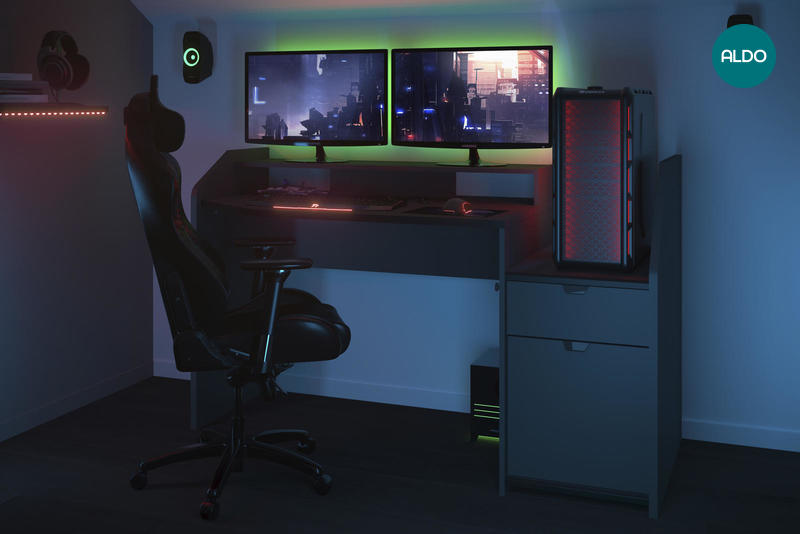 Ustawienie biurka do gier komputerowych